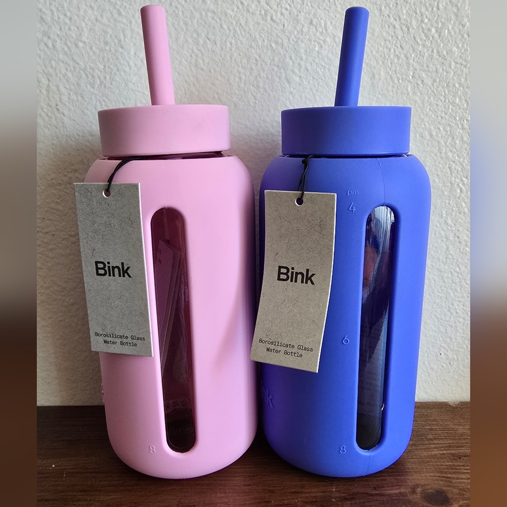2 Pack Bink Pink and Blue Water Bottles 27 Ounces